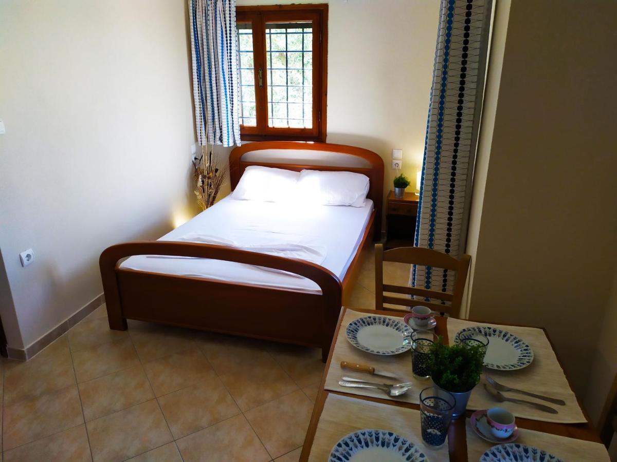 Villa Leonidas Greecefiloxenia Lefokastro Extérieur photo