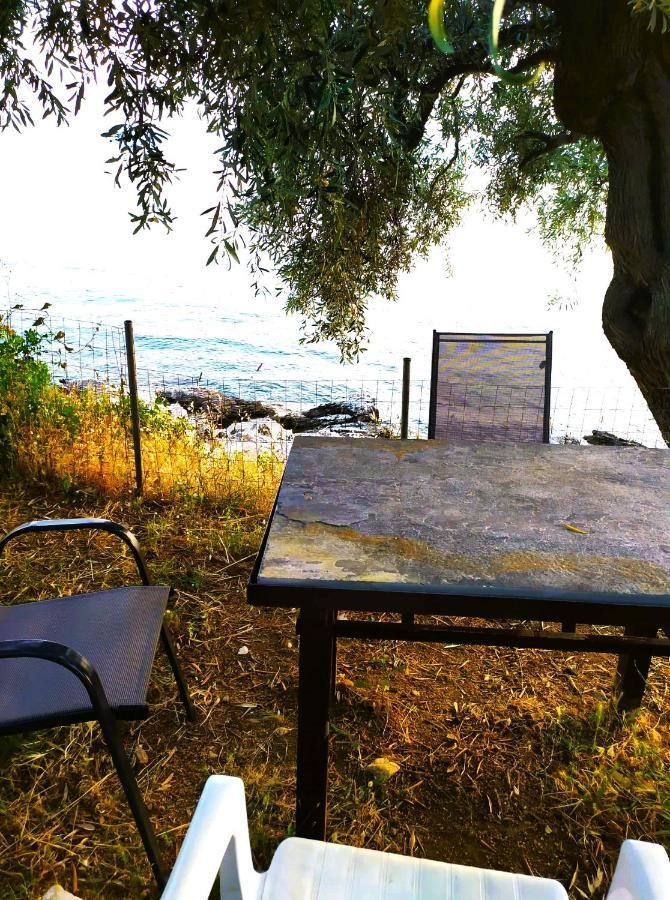 Villa Leonidas Greecefiloxenia Lefokastro Extérieur photo